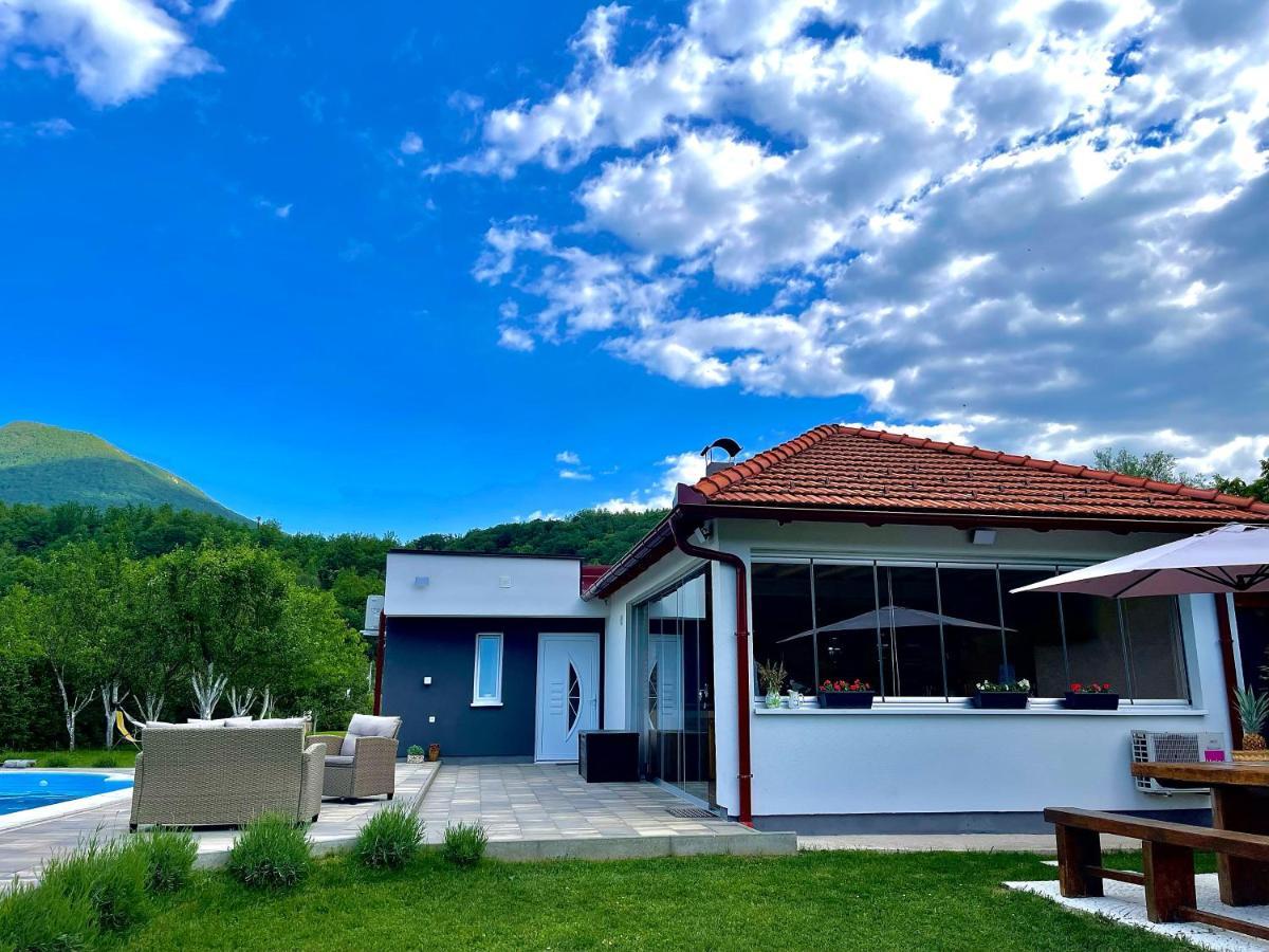 הוילה Bihać Crystal Racic מראה חיצוני תמונה